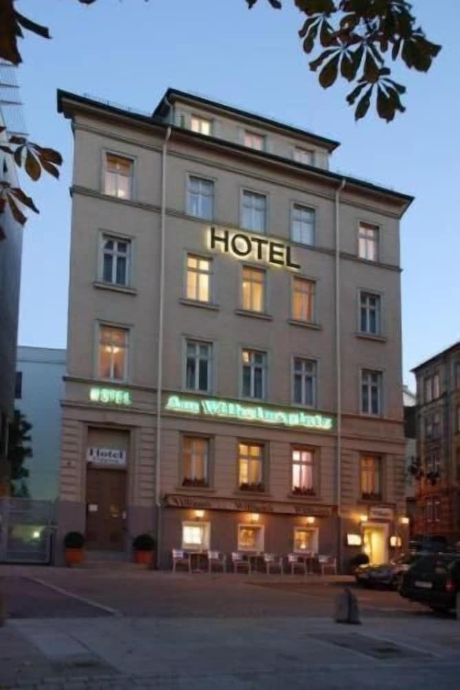 Hotel am Wilhelmsplatz2