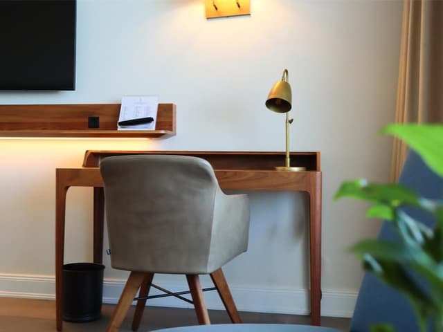Junior Suite with Sea View (5th-9th floor)