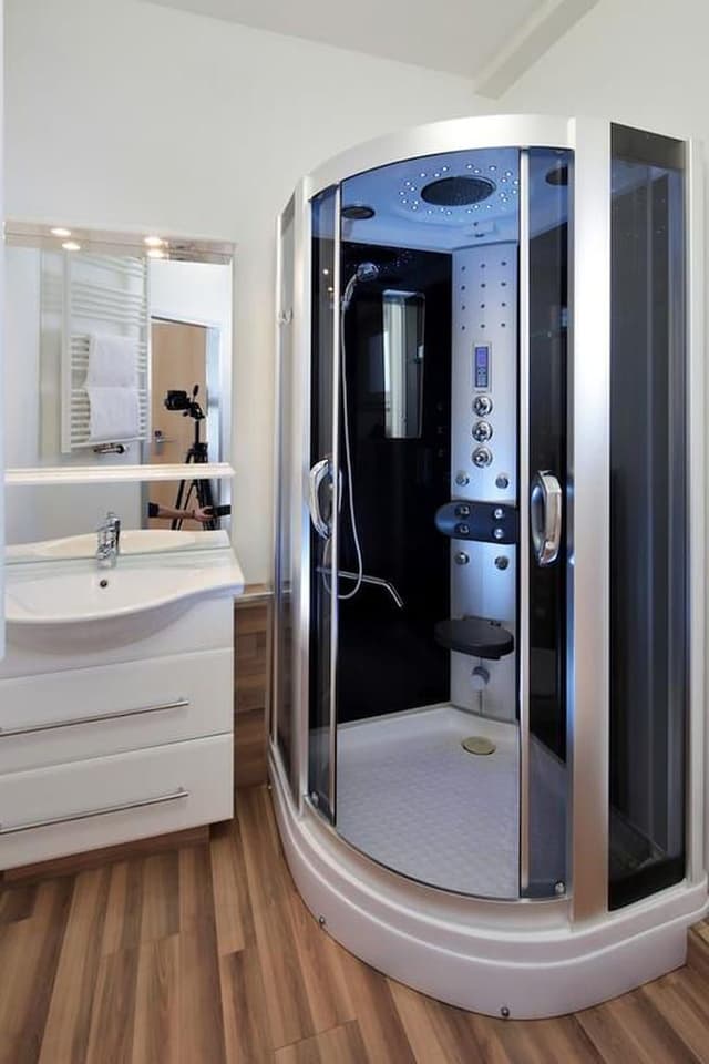 Business Double Room (Plus)