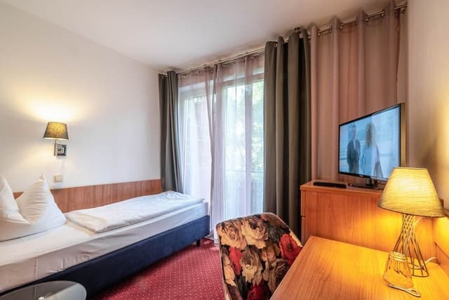Economy Single Room