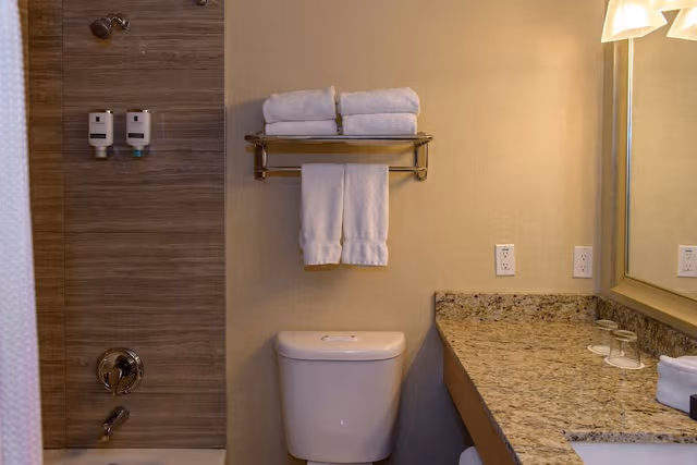 Room, 2 Queen Beds, Resort View (Pavilion)