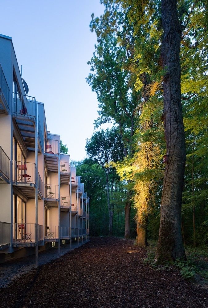 V-Hotel3