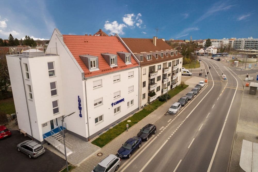 HOTEL KOENIG LUDWIG II HOTEL KOENIG LUDWIG II