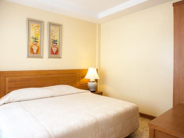 Junior Apartment