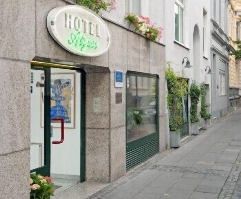 Md-Aigner Hotel1