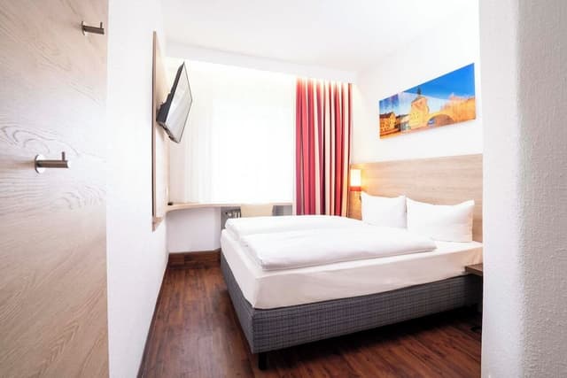 Basic Double Room (small)