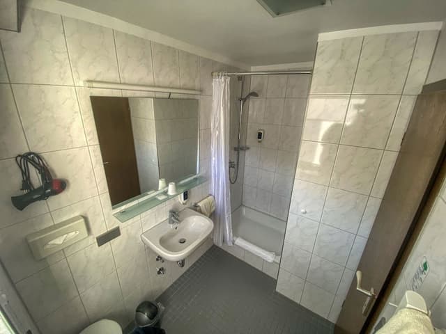 Economy Single Room