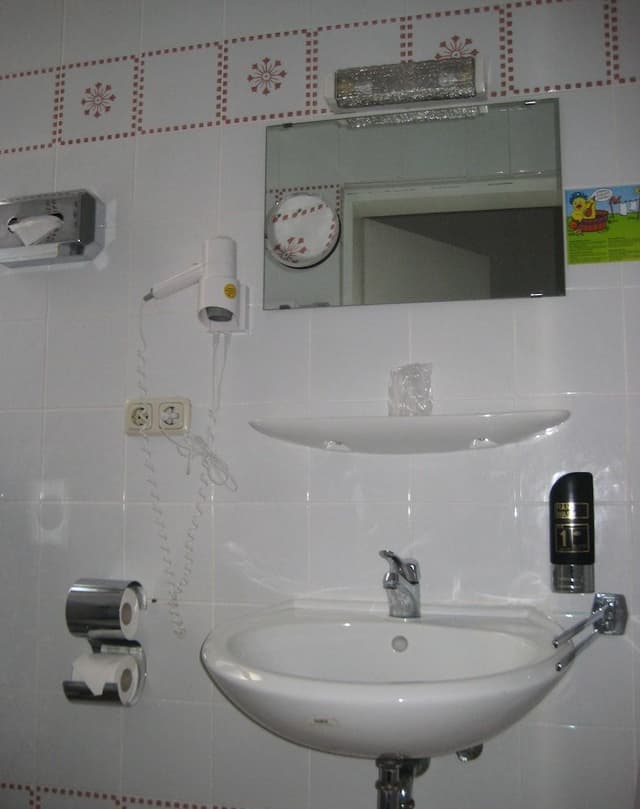 Standard Single Room