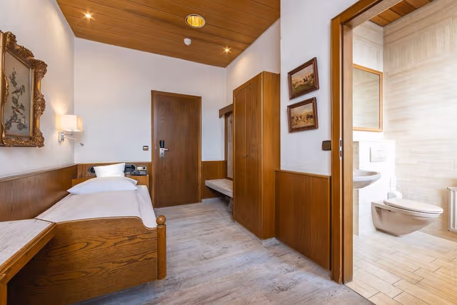Standard Single Room