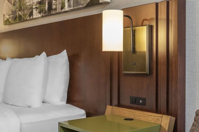 Room, 2 Queen Beds, Non Smoking