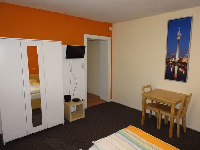 Family Room, Private Bathroom