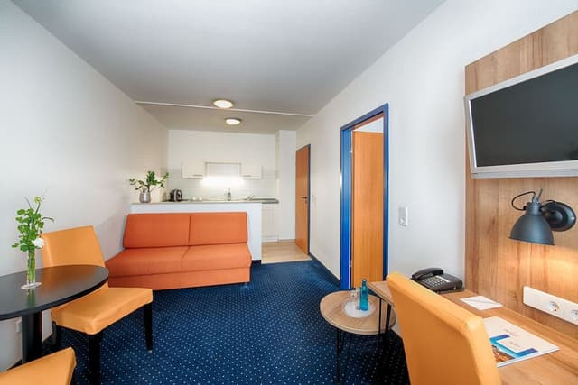 Apartment Triple