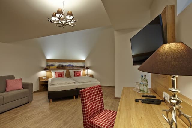 Junior Suite (4)
