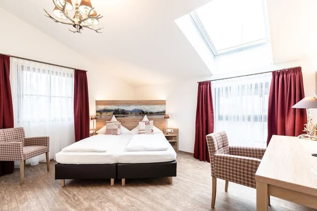 Junior Suite (4)