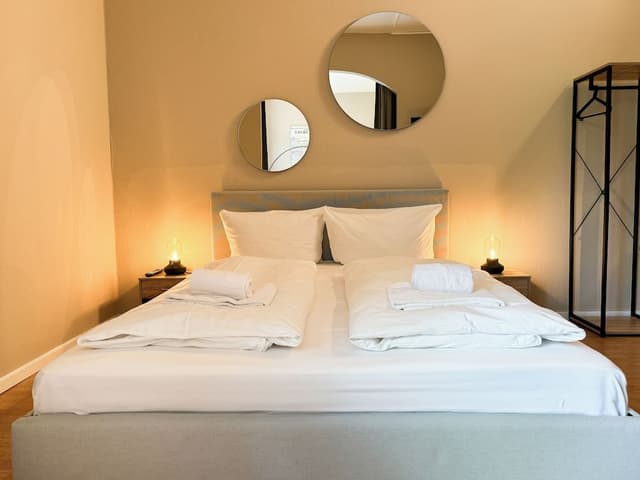 Multiple bed room for 6