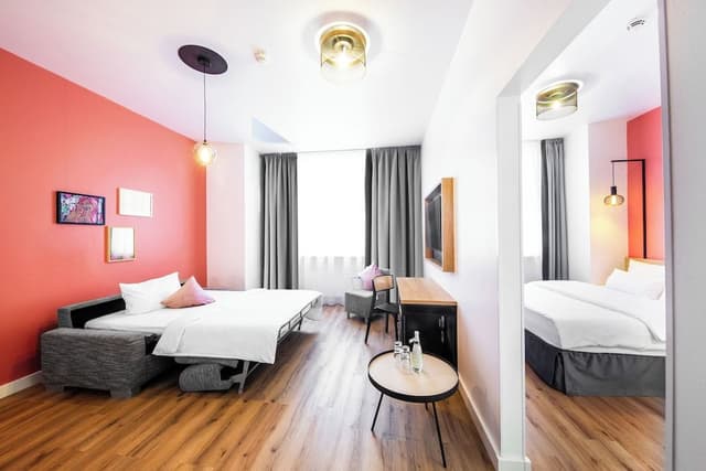 CALMA L (family triple room)
