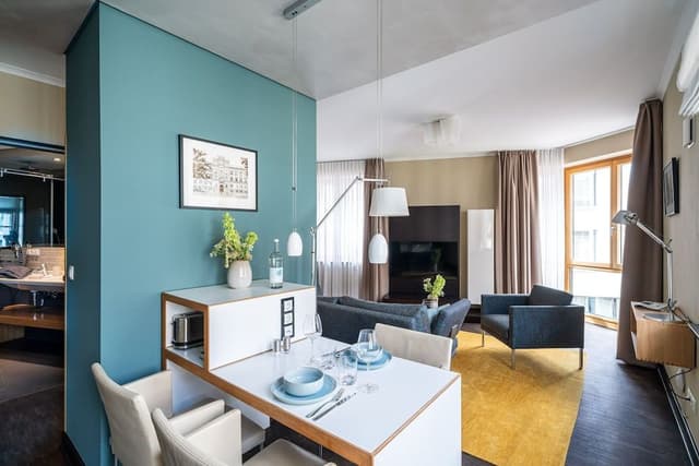 MEDIUM-Apartment
