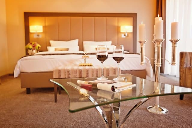 Junior Studio Suite, 1 King Bed, Balcony