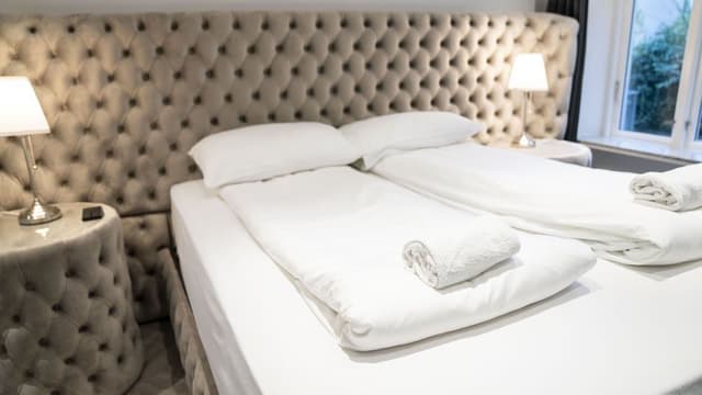 Suite, 1 Double Bed, Private Bathroom