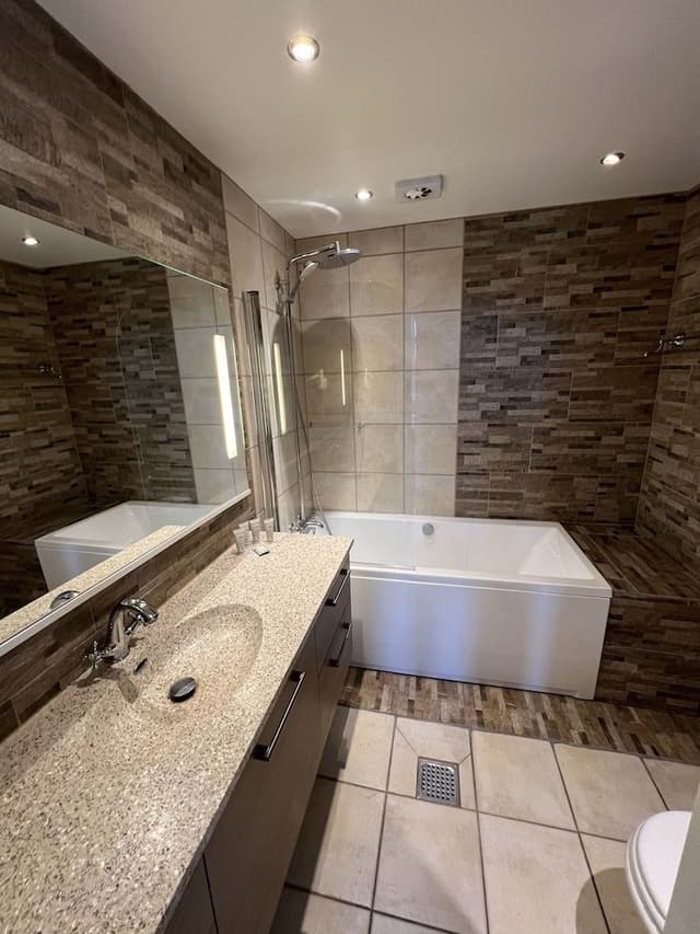 Standard Suite