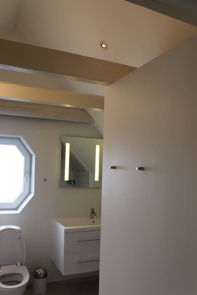 Deluxe Apartment, 1 Bedroom, Private Bathroom (2-4)
