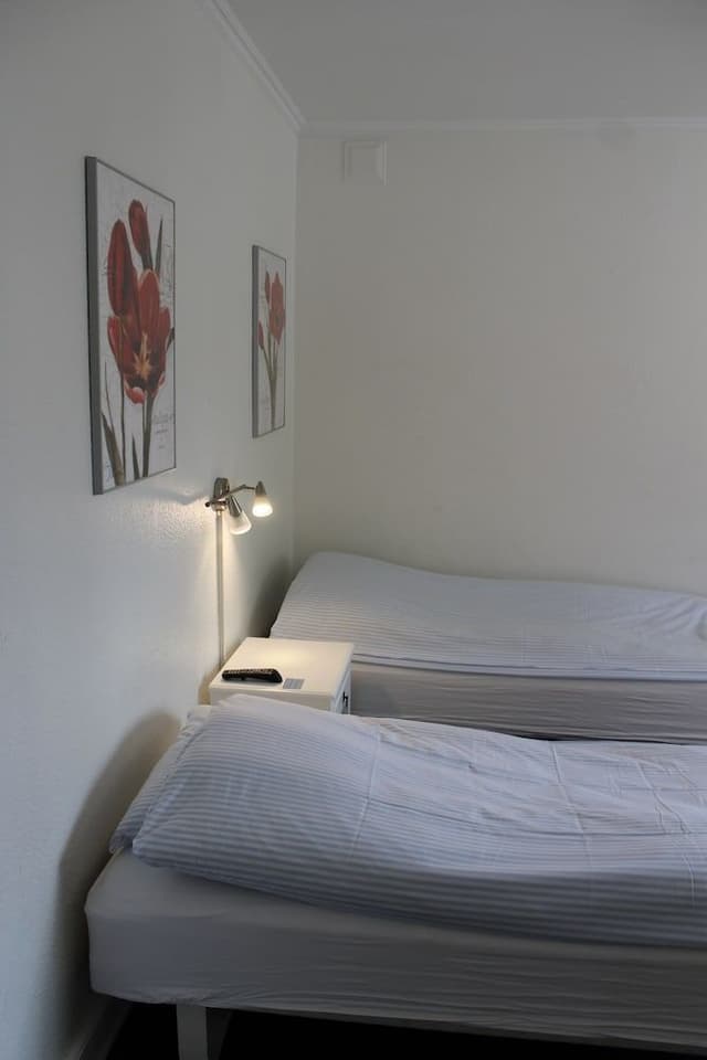 Classic Quadruple Room, Shared Bathroom