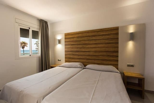 Two-Bedroom Suite with Sea View 1 Adult
