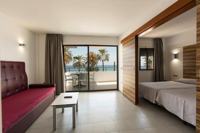 Two-Bedroom Suite with Sea View 3 Adults