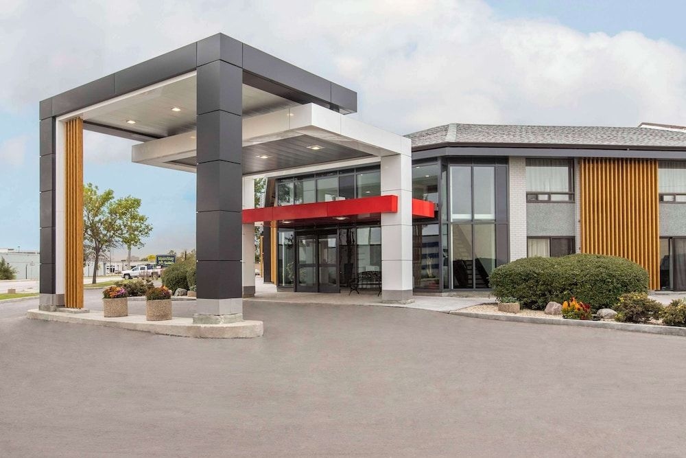 Comfort Inn Brossard1