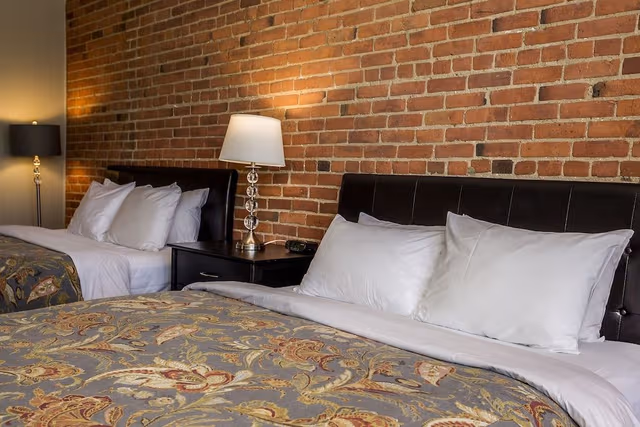 Chambre Lafontaine 2 Queen Beds