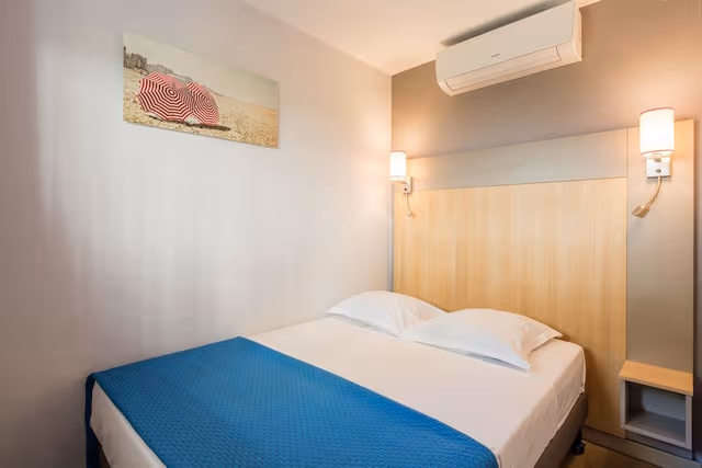 Apartment 4 people - 1 bedroom - Terrace or balcony - sea view - air conditioned