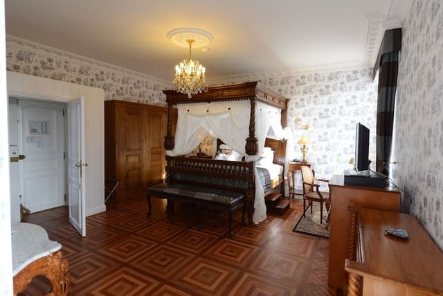 PRESTIGE SINGLE ROOM