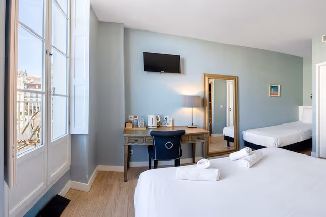 Chambre triple privilège avec vue sur la mer