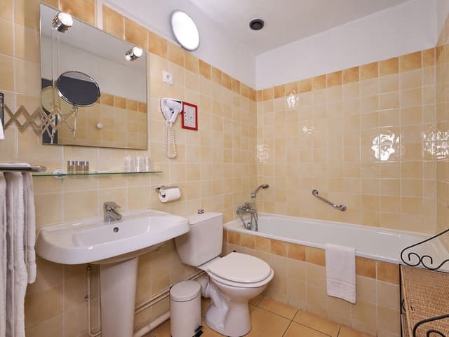 Superior Triple Room