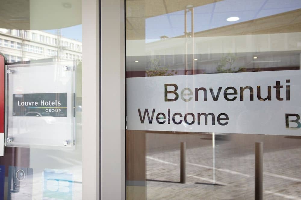 CAMPANILE PARIS OUEST - CHAVILLE CAMPANILE PARIS OUEST - CHAVILLE