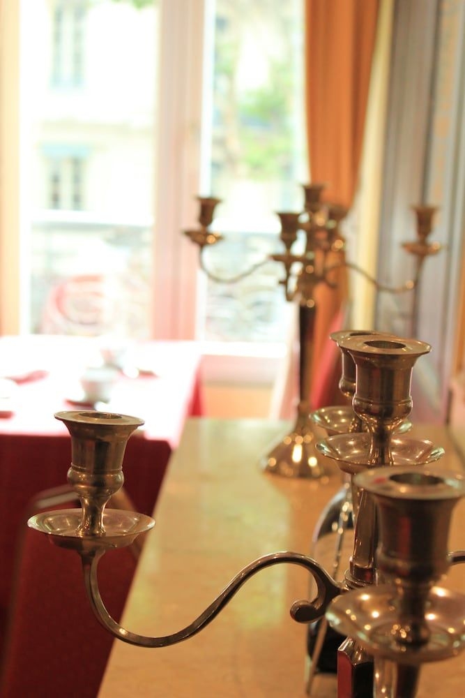 Hotel Foch1