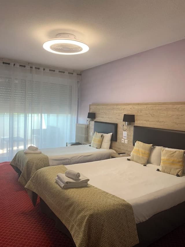 Triple Room