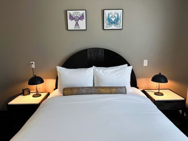 Standard Room, 1 Queen Bed