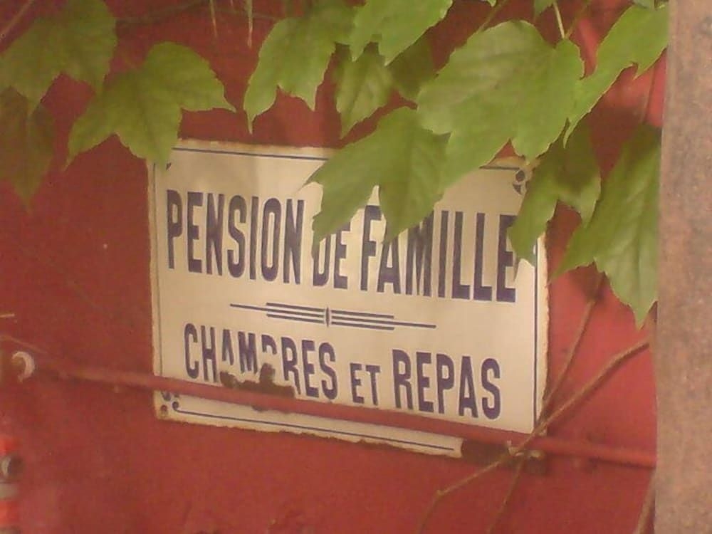 Hotel des Arceaux0