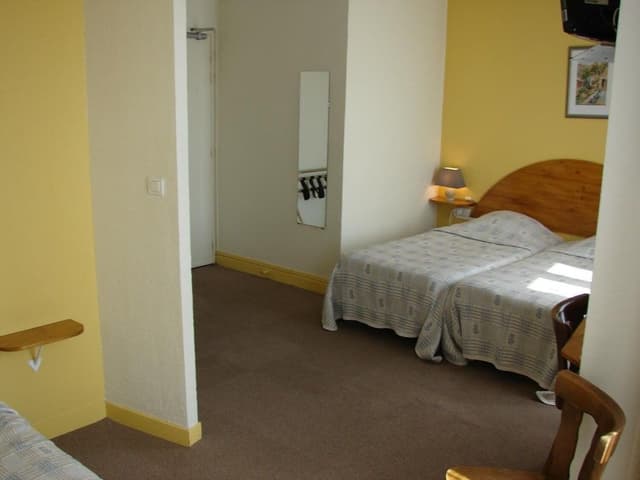 Standard Twin Room