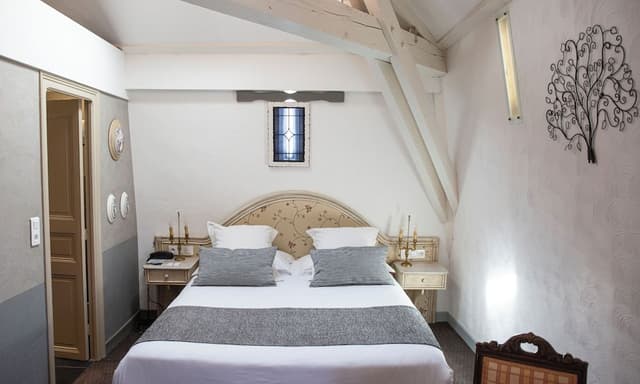 Classic Double Room