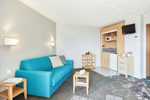 Duplex, Balcony