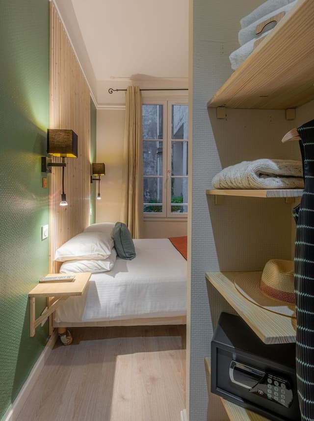 Comfort Room, Non Smoking, Courtyard View