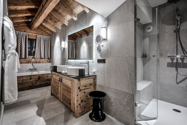 Luxury Apartment, 3 Bedrooms, Mountain View