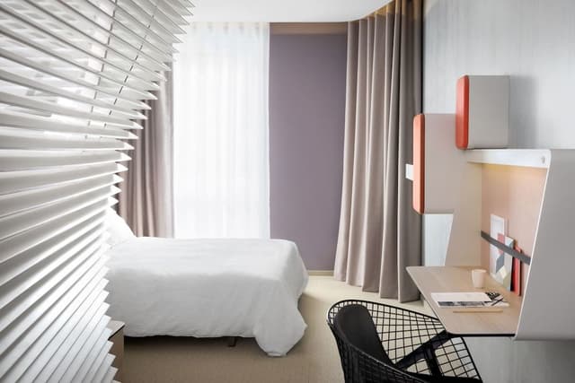Classic Double Room (snacks & drinks self service in the Lounge Club)