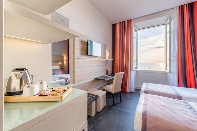 Twin Room, Sea Facing