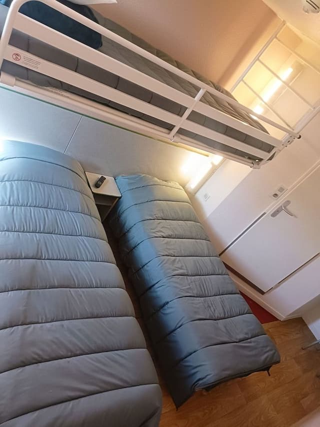 Economy Triple Room, 3 Twin Beds, Non Smoking