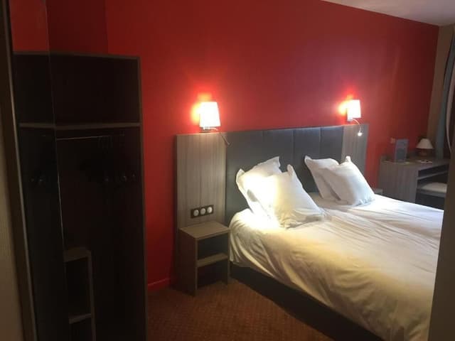 Basic Twin Room