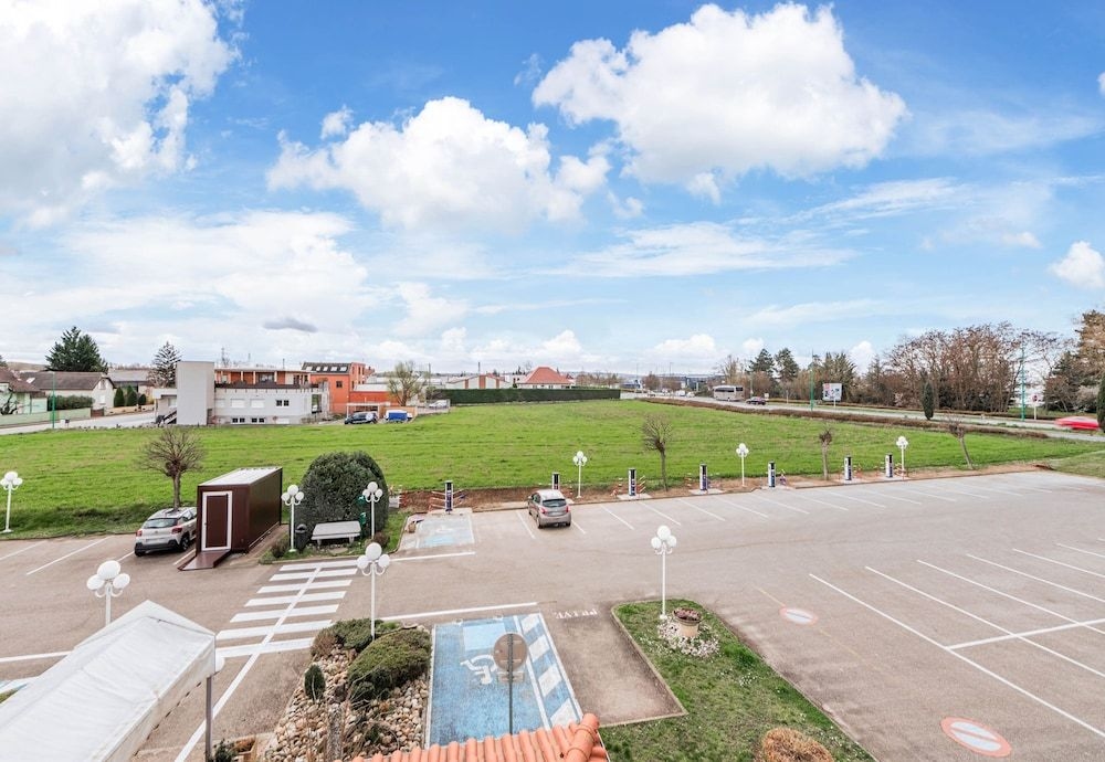 Roi Soleil Hotel Mulhouse Sausheim1