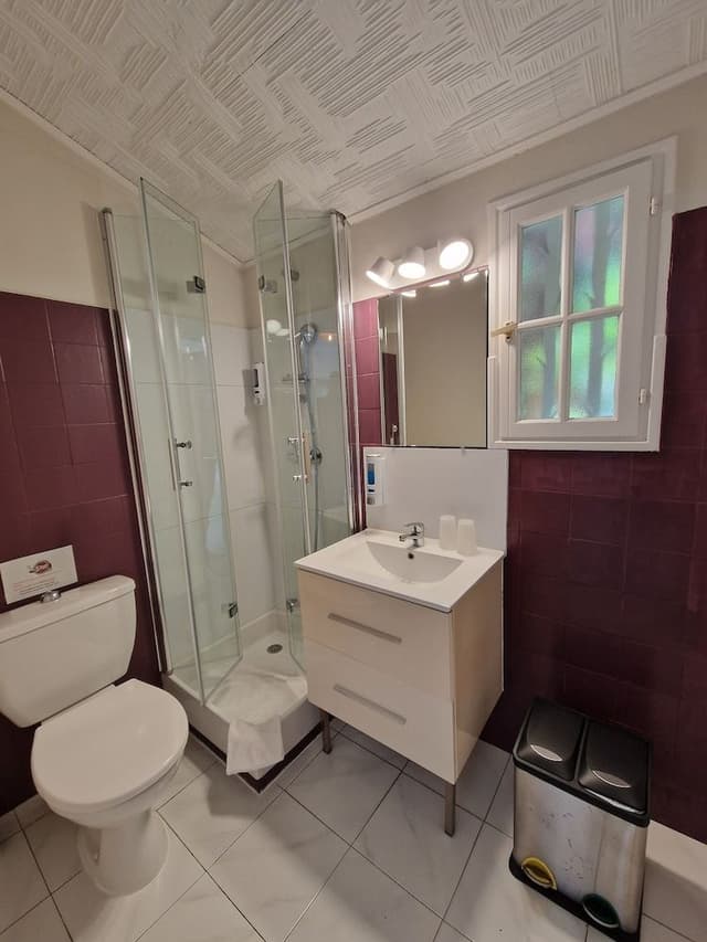 Standard Room (1)